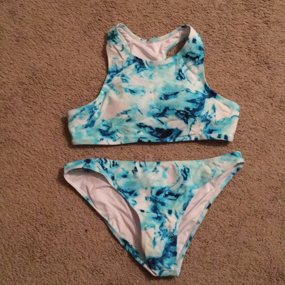 Chilly Ocean Water Tank Bikini Set